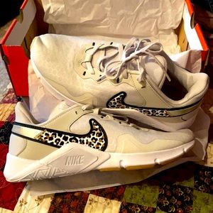 Nike Legend Essentials 8.5 Leopard Print, black, white, bone, wheat